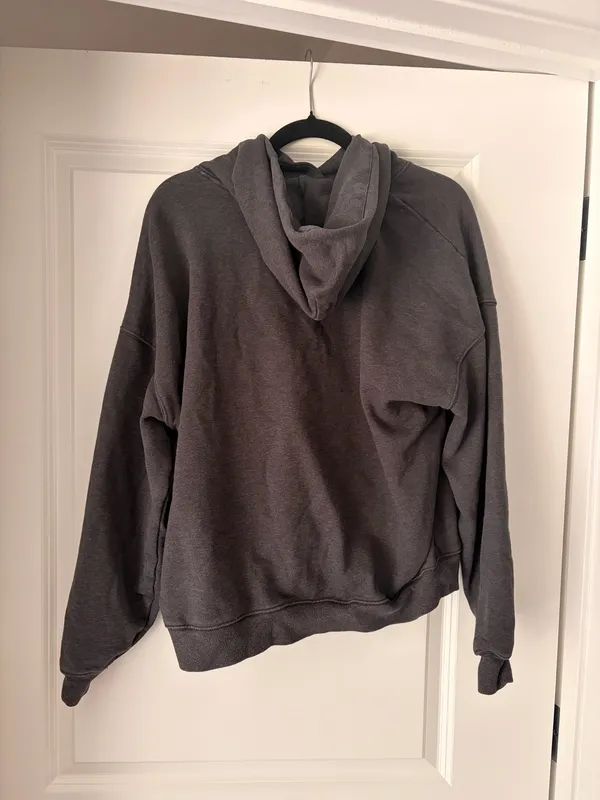 Gymshark Sweatshirt - Image 2