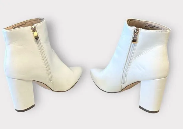 Lulu’s Ottava Heeled Ankle Booties - Image 8