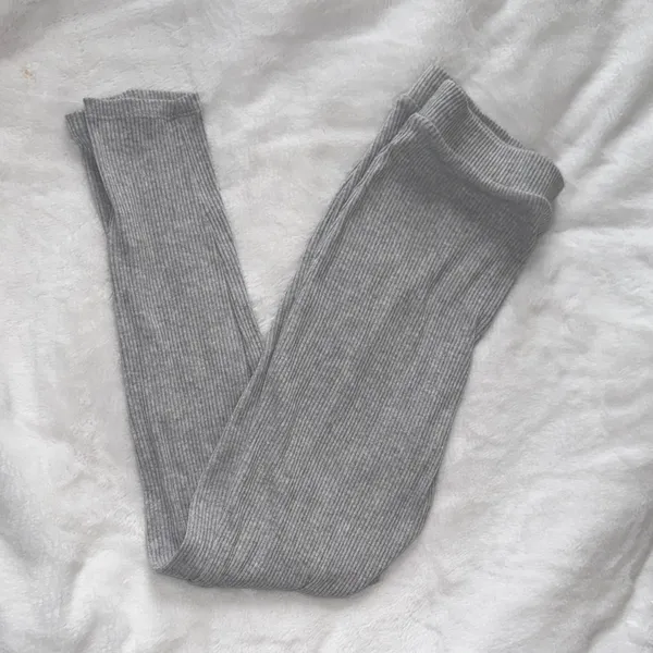 Francesca’s Gray Ribbed Leggings High Waist Stretch Lounge Casual Size M - Image 5
