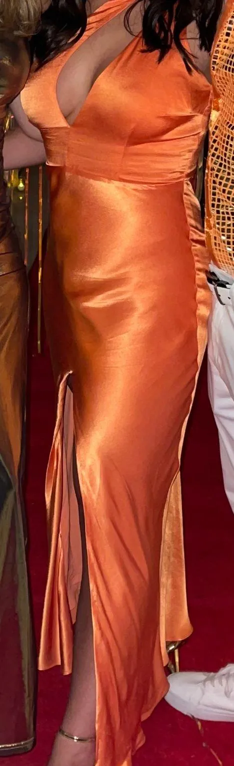 Bardot Ambroise One Shoulder Dress in Orange - Image 5