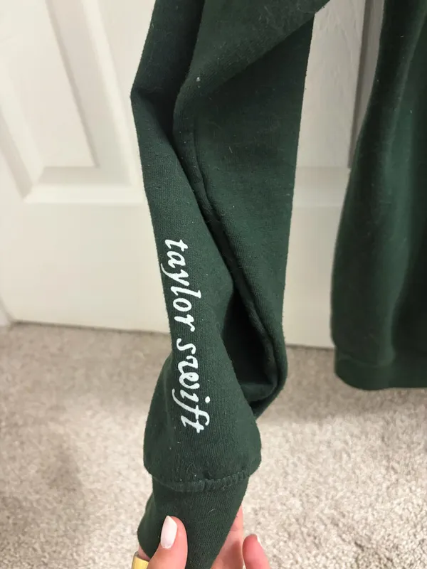 Taylor Swift Sweatshirt - Image 3