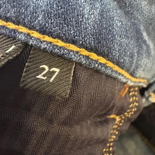 7 For All Mankind Distressed Cuffed Denim Shorts Medium‎ Wash Blue 27 - Image 4