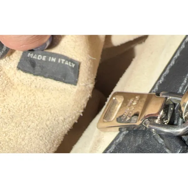 Prada Galleria Medium Satchel Tote Bag Black Double Zip Twin Pockets‎ - Image 10
