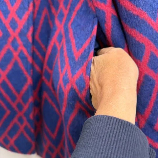C. Wonder Geometric Diamond Print Coat Navy Red Brooch Women’s S NWOT - Image 5