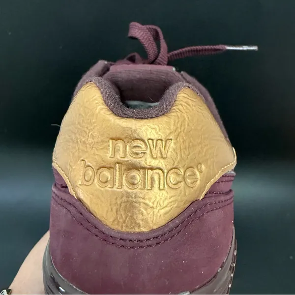 NEW BALANCE 574 Molten Maroon Burgundy Creased Gold Heel Sneakers Size 7 - Image 8