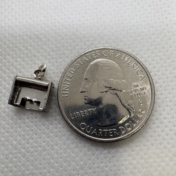 Vintage‎ Sterling Silver Piano Charm Rhodium Plated Musical Pendant 1.22g - Image 7