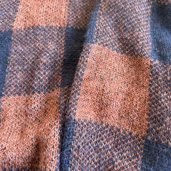 American Eagle Plaid Oversized Navy and Rust Open Cardigan - Image 8