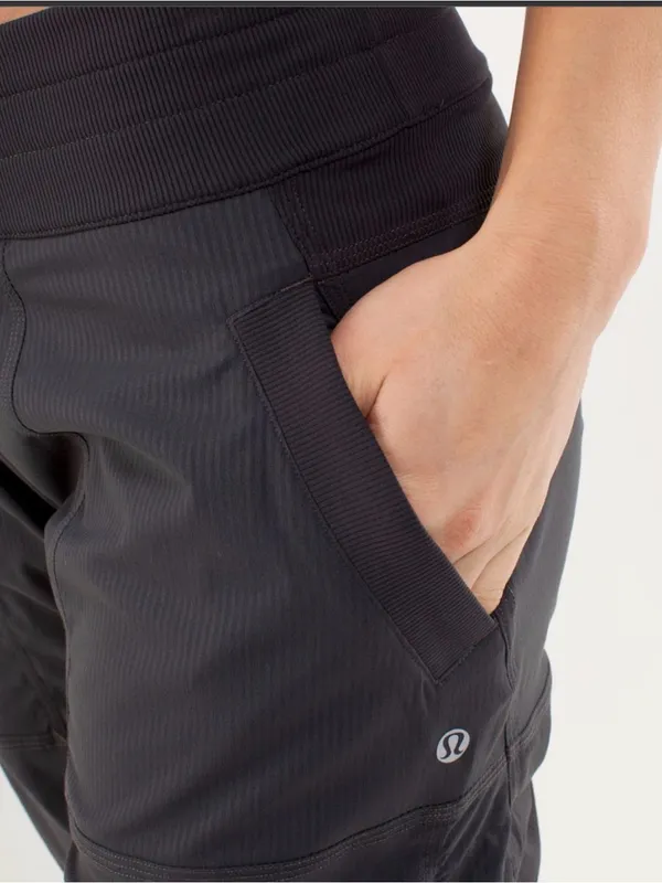 Lululemon Studio Crop Deep Coal Size 8 - Image 4