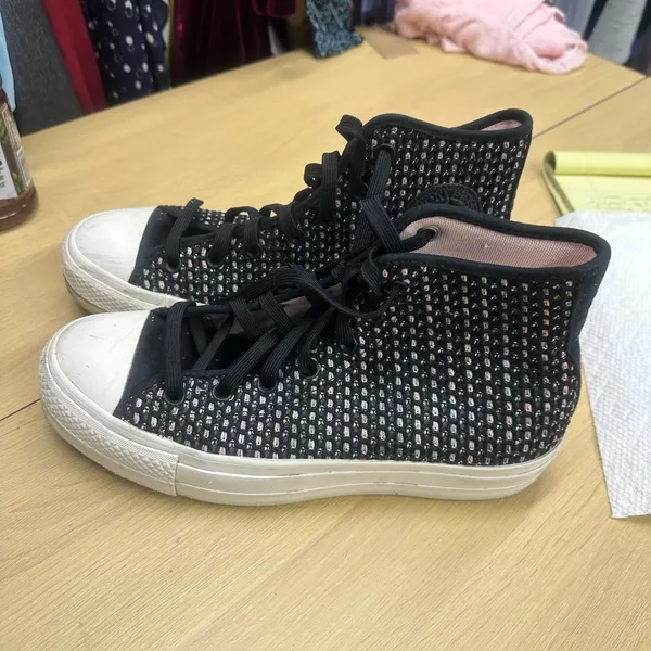 Converse Chuck Taylor All Star Lift Platform Shoes Size 10 EUC - Image 6