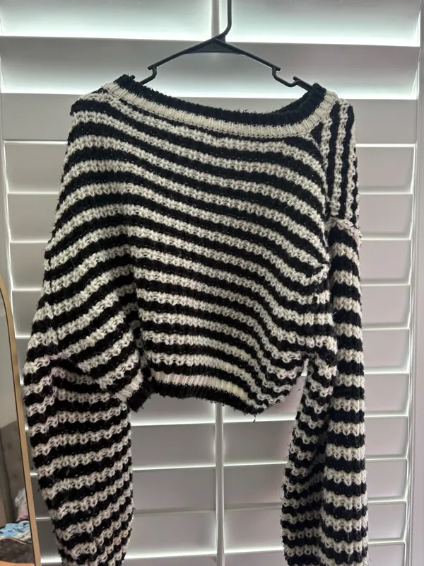Grey Bandit Sweater - Image 2