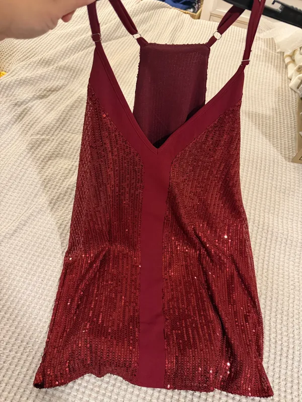 Women’s burgundy sequin top 2XL - Image 4