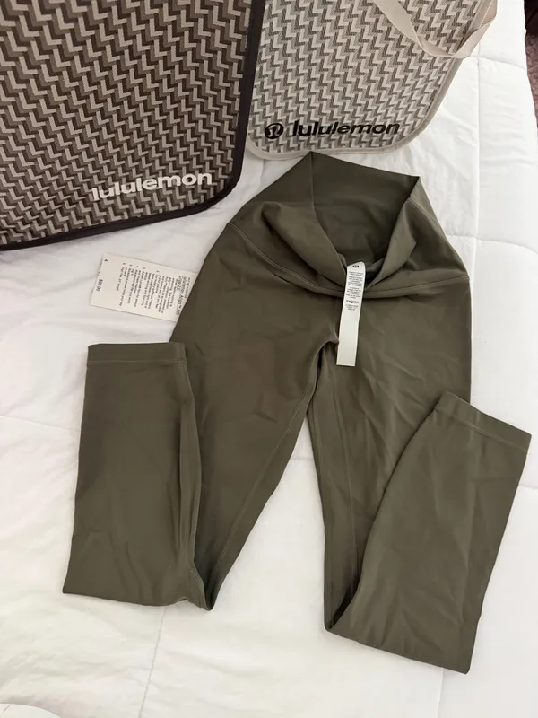 NWT Lululemon Army Green Align crop 23  - Image 2