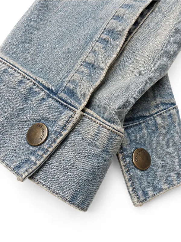 Theory Cropped Embroidered Lightweight Denim Shirt Light Wash Size Medium - Image 5