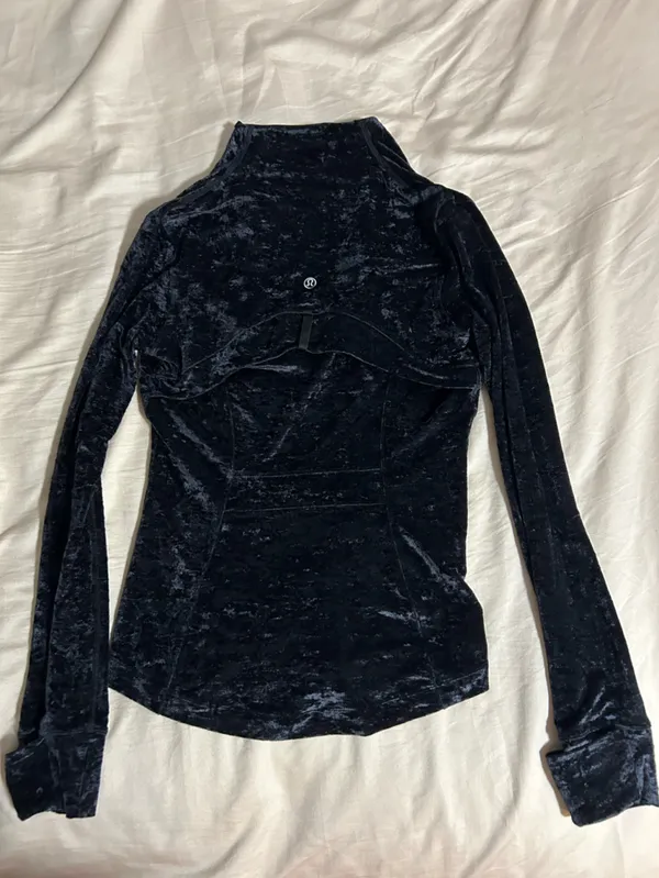 lululemon athletica Black Velour Define Zip-Up Jacket Size 6 - Image 3