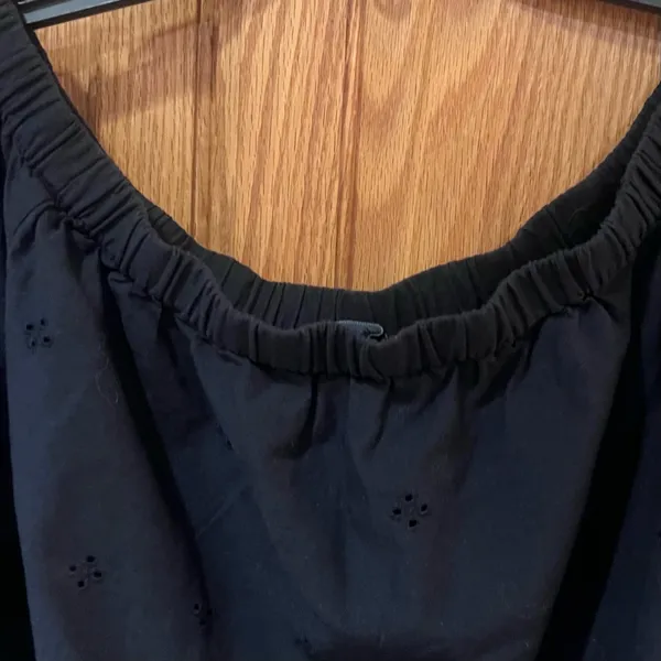 Madewell Eyelet Off-the-Shoulder Ruffled‎ Short Sleeve Top in Black Size Large - Image 12