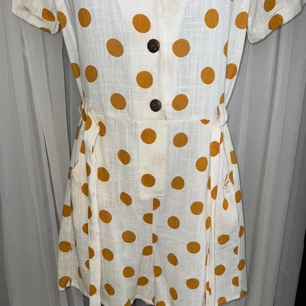 Monteau White and Yellow/ Orange Polka Dot Romper perfect for any summer day - Image 4