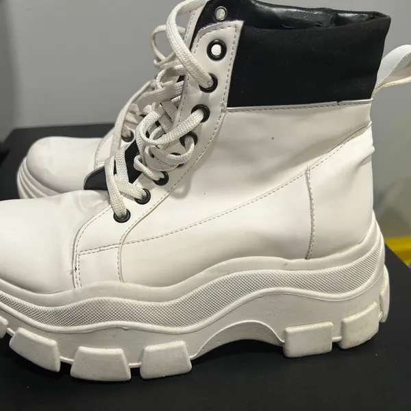 Mannarino White and Black Lace Up High-Top Boots - Image 9
