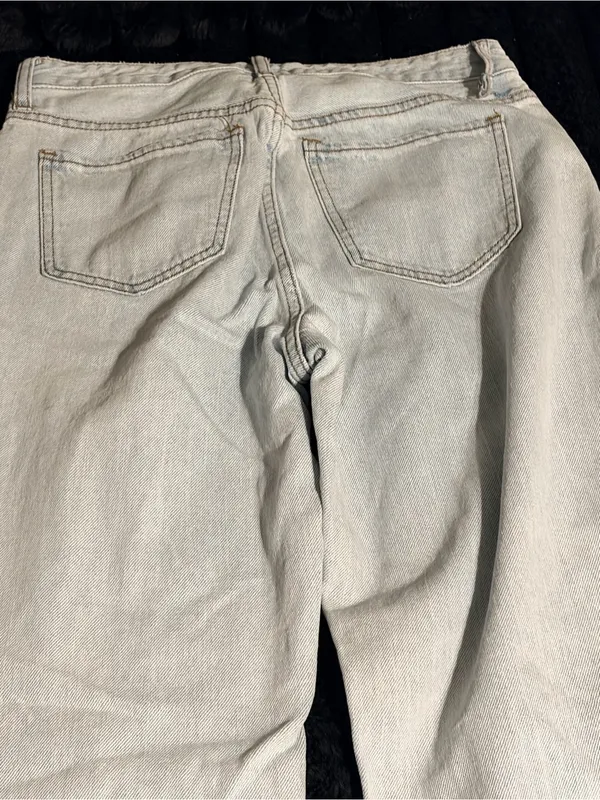 S.O.N.G Light Blue Relaxed Ripped Jeans Size undefined - Image 8
