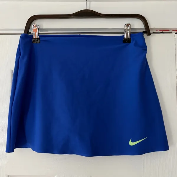 Nike Royal Blue Dri-Fit Skort with Lime Logo Size Small‎ EUC - Image 2