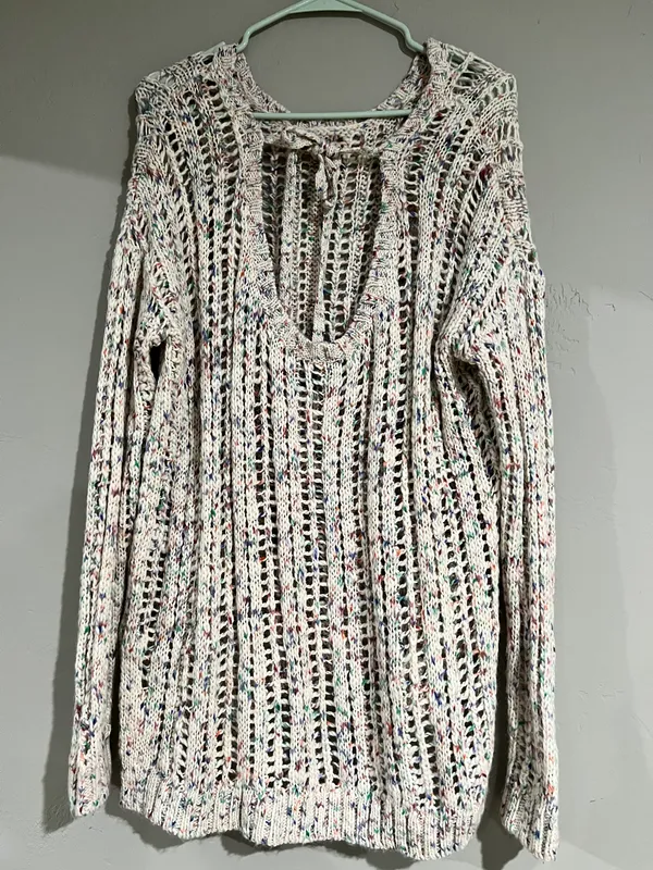 American Eagle Outfitters Sweater - Image 4
