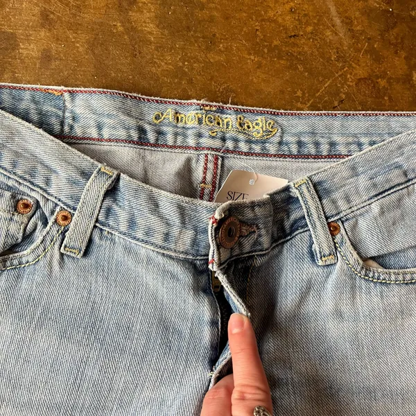 American Eagle Vintage Y2K Light Wash Low Rise Hipster Flare Jeans 8 Short Mall - Image 5