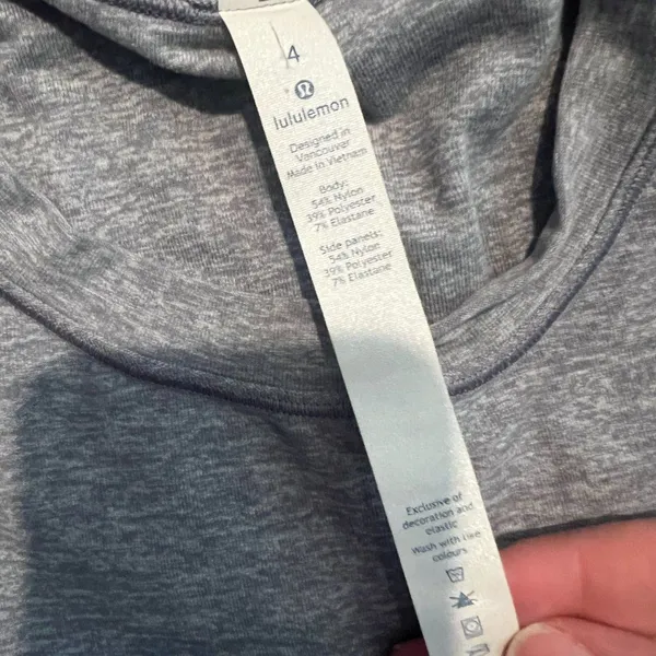 Lululemon short sleeve athletic top in size 4z. - Image 7