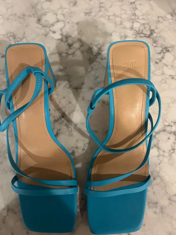 H&M Blue Heels - Image 4