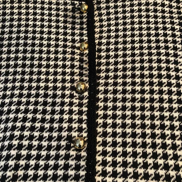 Liz Claiborne Ladies houndstooth button up Jacket Sweater - Image 3