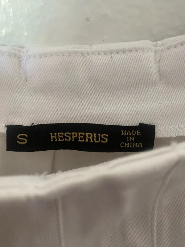 Hesperus White Skirt With Buckle - Image 2