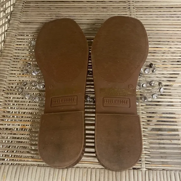 Steve Madden Women Shoes Sandals Clear Silver Rivets Size 7 - Image 4