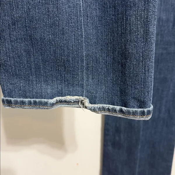 7 For All Mankind Low Rise Medium Wash Bootcut Jean Size 31 - Image 7