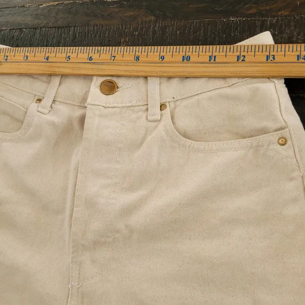 Zara High Waisted Denim Twill Shorts Womens Size 4 Ivory Off White 4" Inseam - Image 3