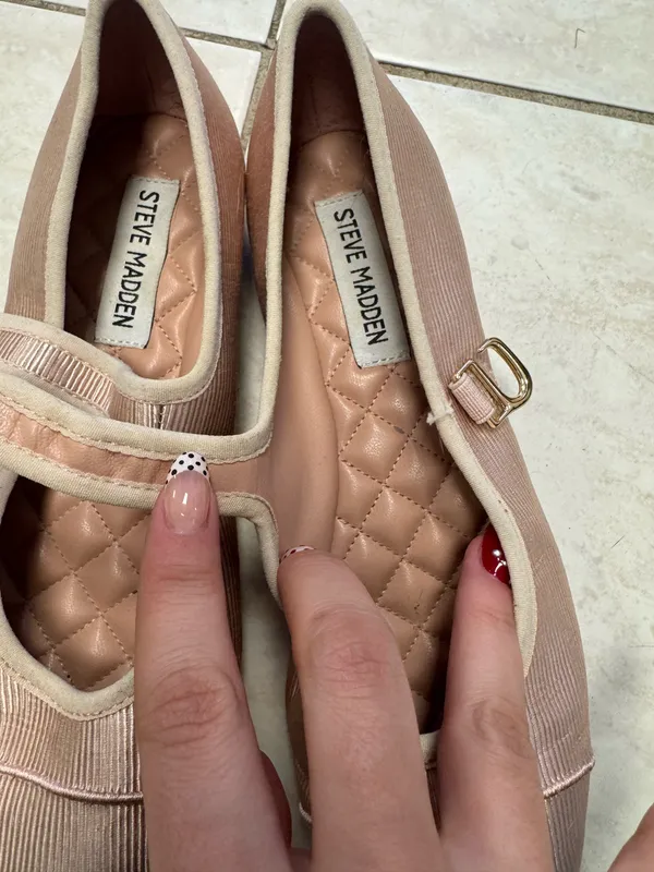 Steve Madden pink satin ballet flats - Image 4