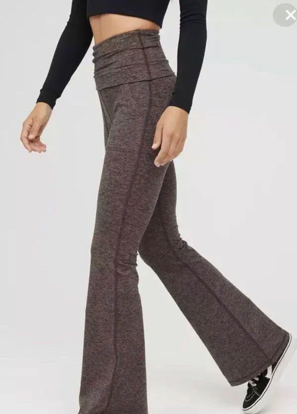 Aerie MEDIUM SHORT OFFLINE Hugger High Waisted Foldover Flare Legging - Image 3
