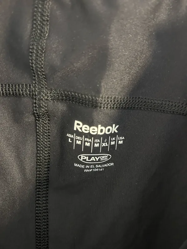 Reebok Black Capri Leggings - Image 4