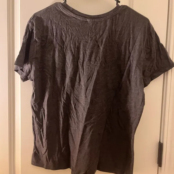 Friends Women’s Adult Graphic Print Short Sleeve T-Shirt Size L Gray - Image 7