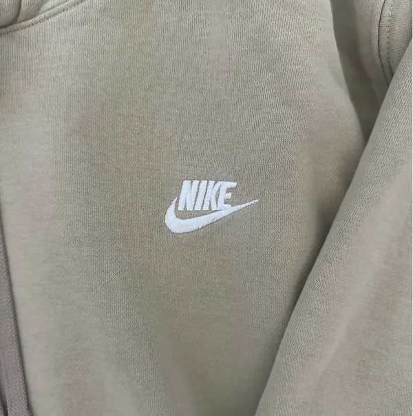 Nike Hoodie Sweatshirt - Image 3