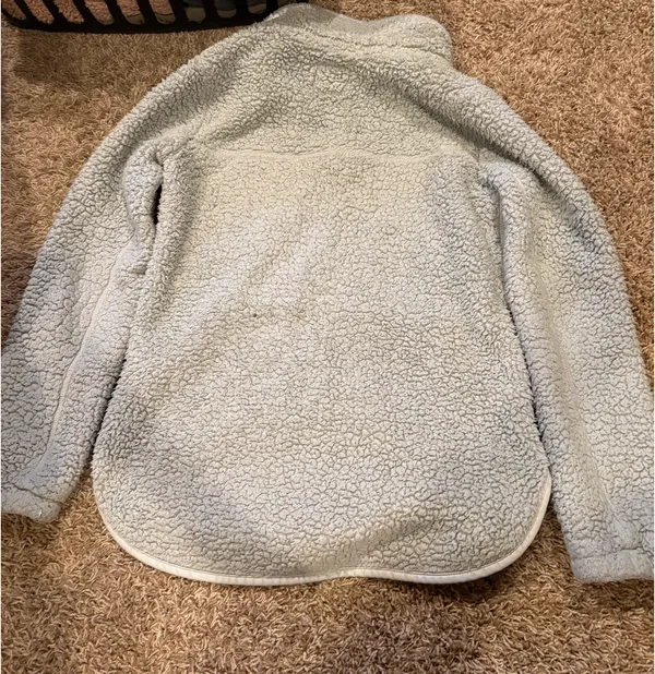Abercrombie & Fitch Light Gray Sherpa Half-Zip Pullover - Image 2