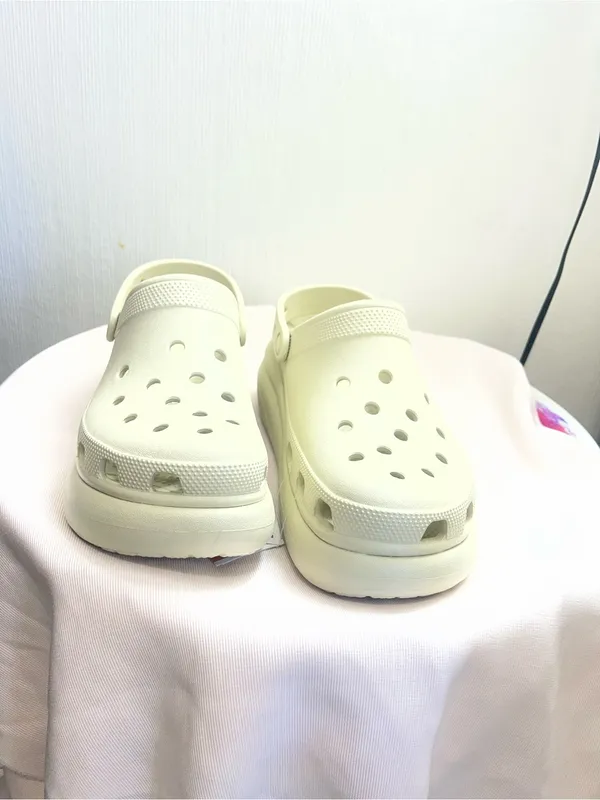 CROCS Classic Platform Clogs in Light Cream - Image 7