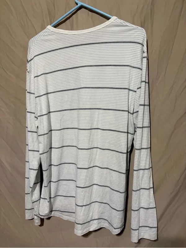 Lululemon long sleeve - Image 2