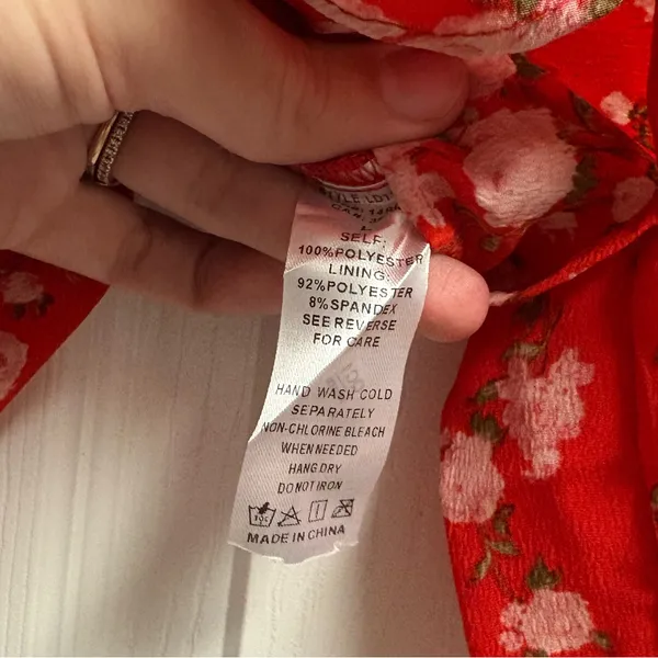 NWT SAGE The Label Floral V-Neck Blouse Size Large - Image 3