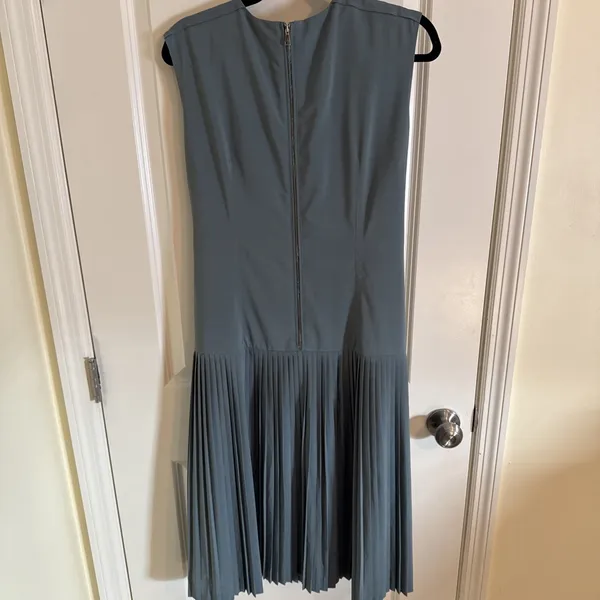 Monttotto Women's Green Pleated Dress Size Medium Work Wear Korean Designer - Image 3