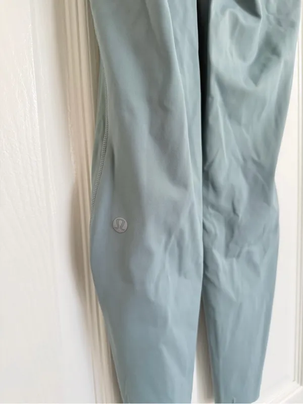 Lululemon Wunder Train High-Rise Sage Green Women's Active Yoga Leggings 8 - Image 5