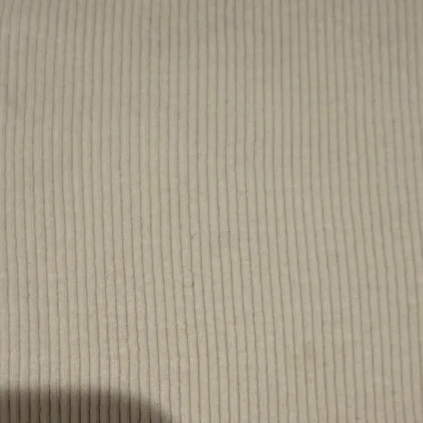 Stradivarius Cream Short Sleeve Tee - Image 5