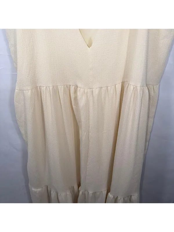 Cream Tiered Halter Maxi Dress Size XL - Image 7