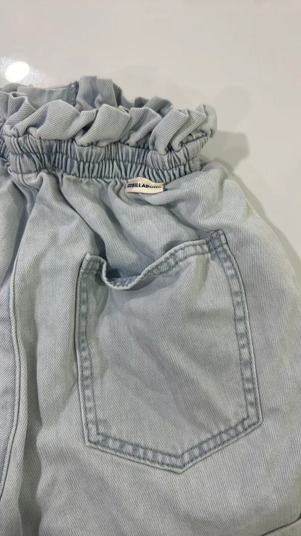 Billabong Shorts - Image 3