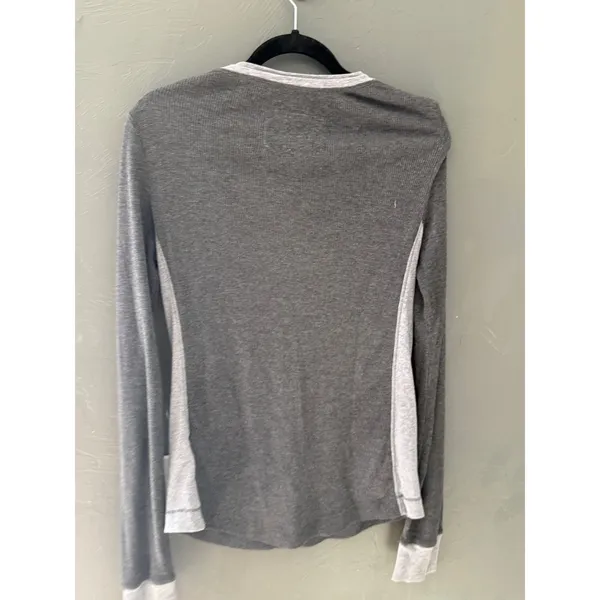 Grey Colorblock Waffle Knit‎ Henley Long Sleeve Snap Button Top Bella Swan Small - Image 3