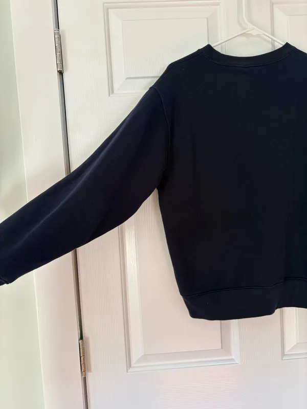 Gap navy crewneck  - Image 3