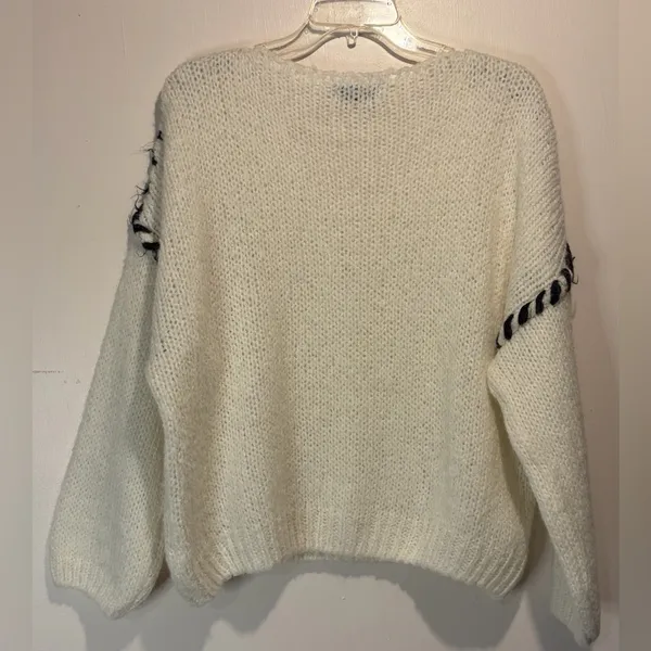 Made in Italy- Vintage Cream Knit Boxy Sweater Shoelace Shoulder Detail Size S/M - Image 2