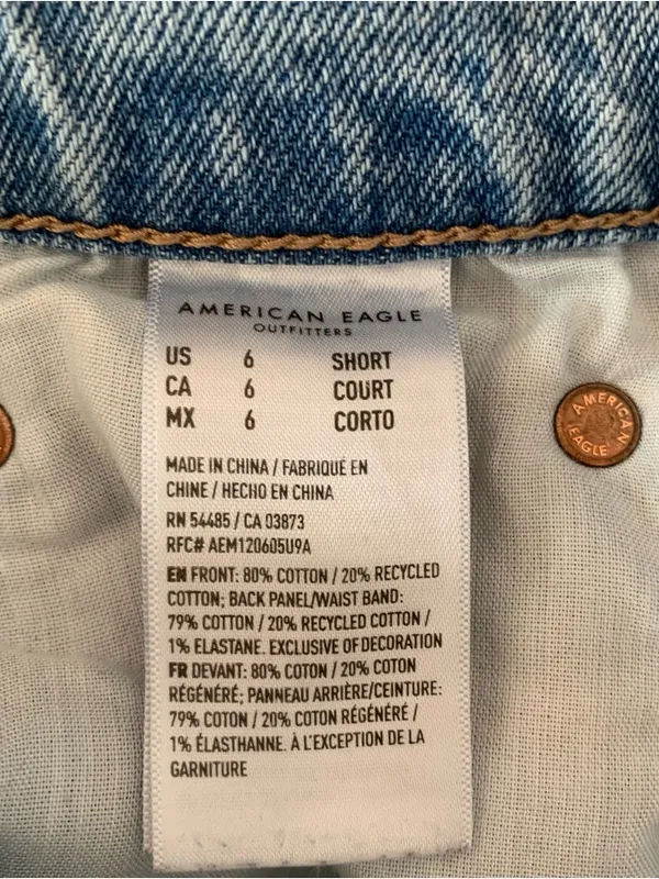 American Eagle Ripped Straight Leg Jeans - Image 6